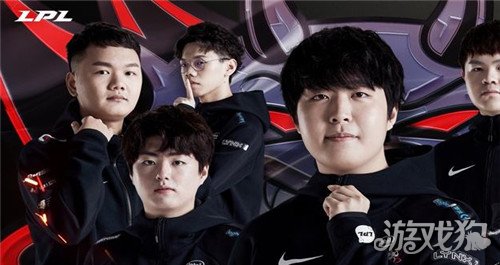 着他不仅要 着他不仅要