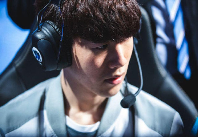 歧视行为的 歧视行为的